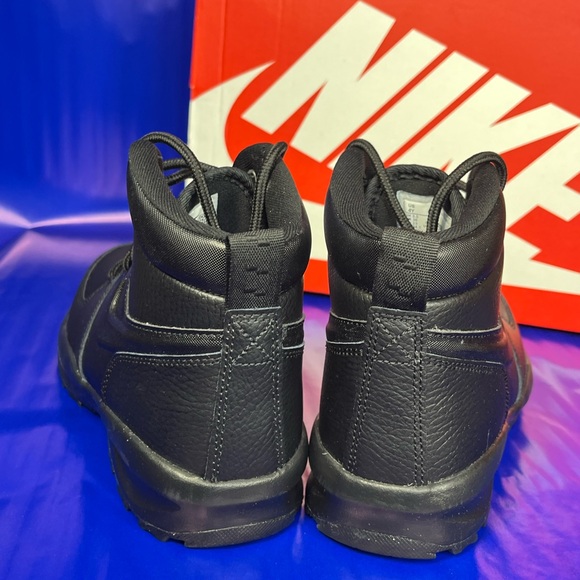 🆕 Nike Manoa Boot LTR Youth Size 4Y Women’s Size 5.5 Triple Black Fast Shipping - Picture 5 of 7